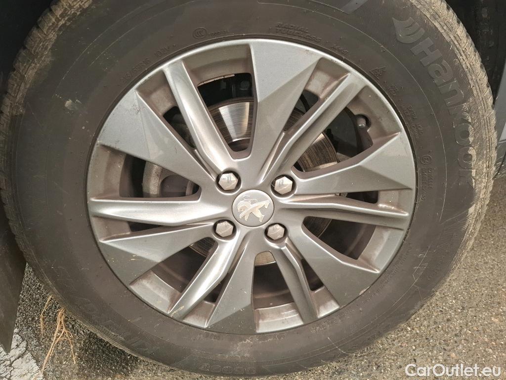  Peugeot  2008  Active Business 1.2 PureTech 130CV BVA8 E6d #37