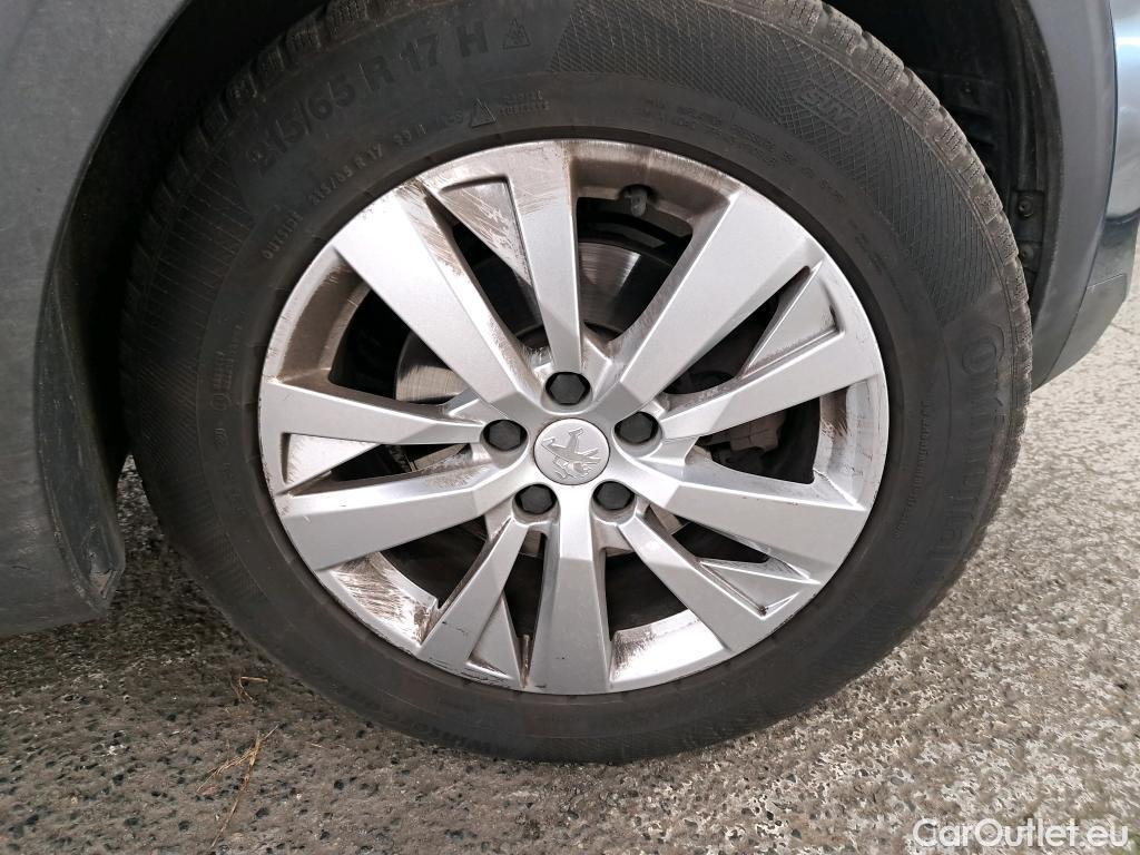  Peugeot  3008  Active Pack 1.2 PureTech 130CV BVM6 E6d #10