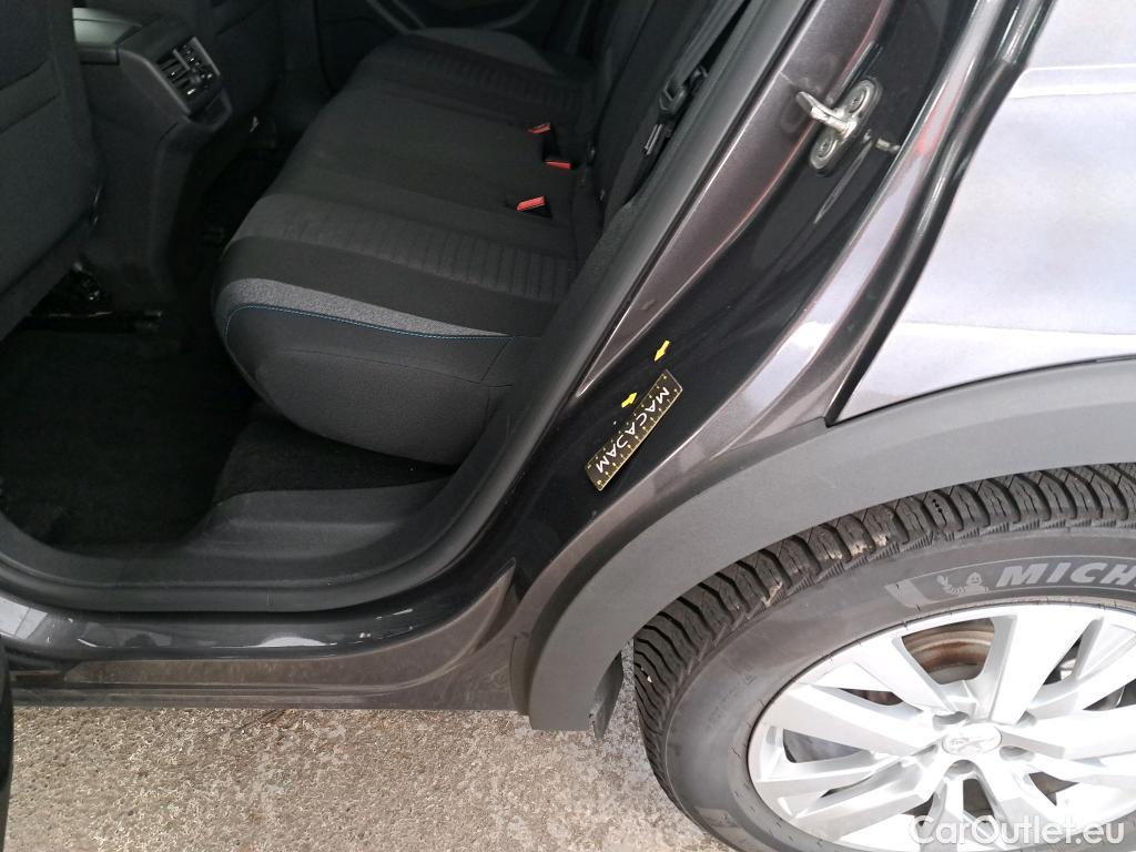  Peugeot  3008  II Style 1.5 HDi 130CV BVA8 E6d #1