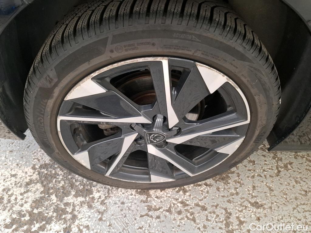  Peugeot  308  Allure Pack 1.2 PureTech 130CV BVA8 E6d #31