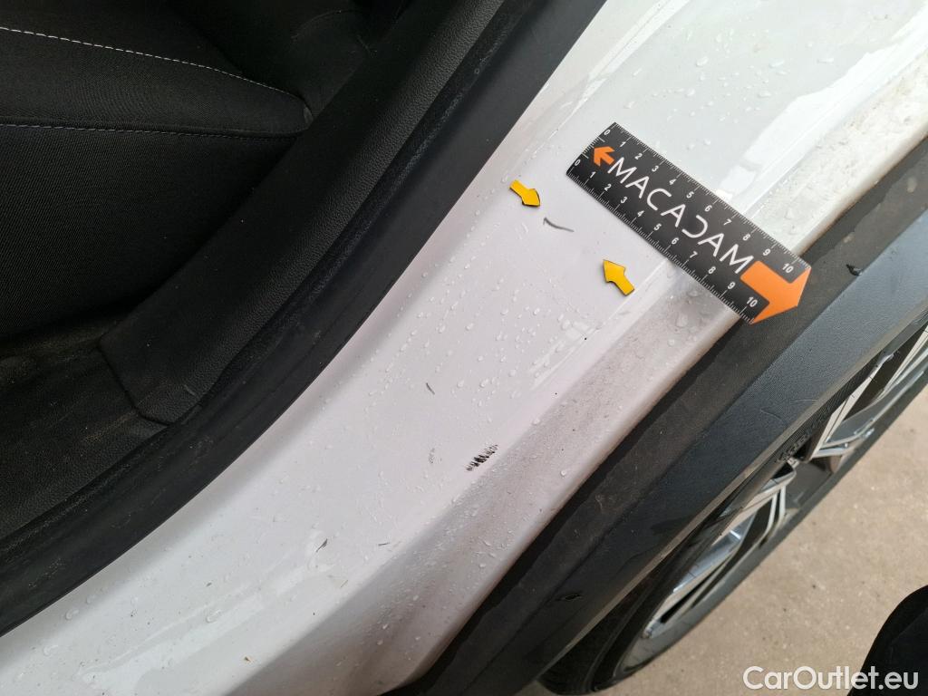  Renault  Captur  II Evolution 1.6 E-TECH Hybrid 145CV BVA6 E6d #16