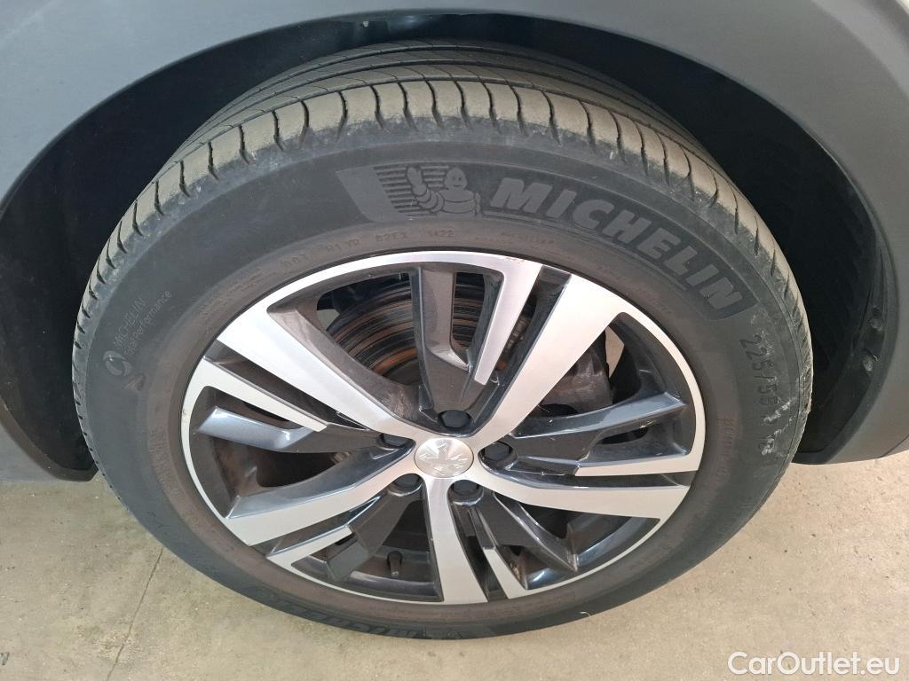  Peugeot  5008  Allure Business 1.2 PureTech 130CV BVA8 E6d #49
