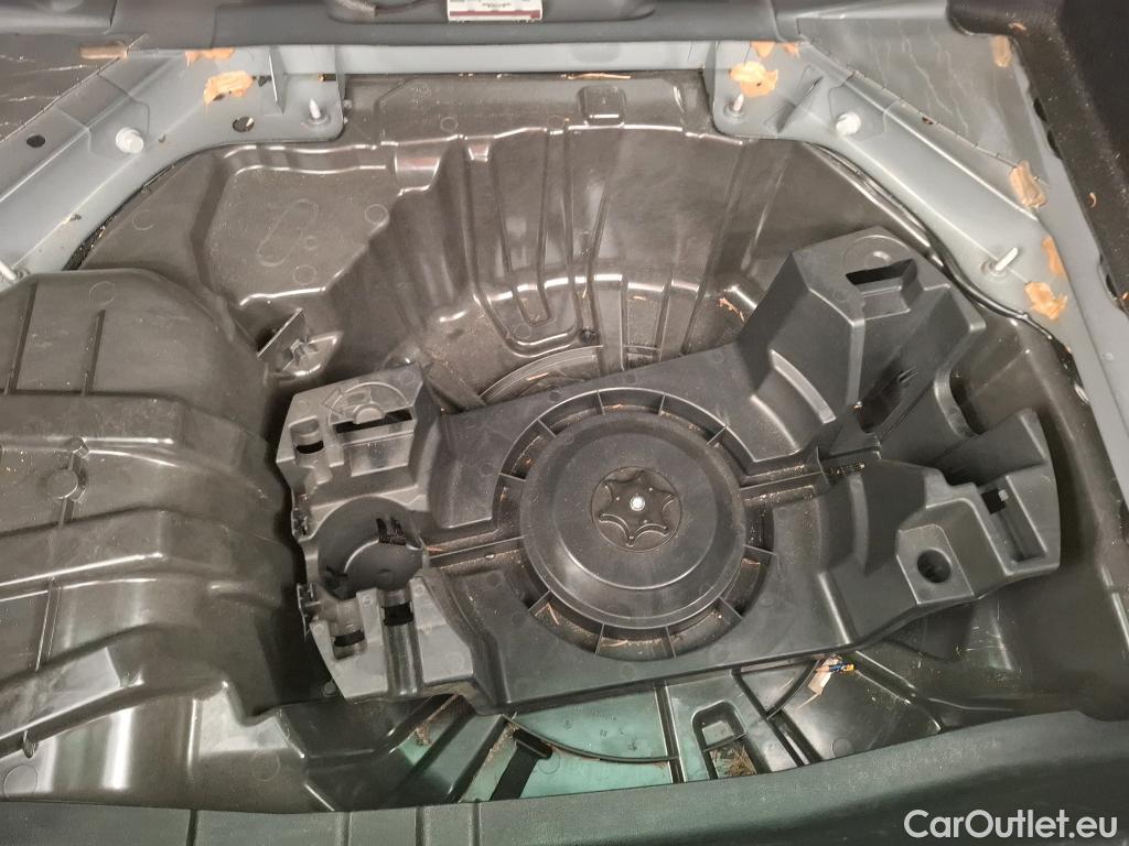  Renault  Megane RENAULT Mégane Berline / 2020 / 5P / Berline techno TCe 140 EDC #22