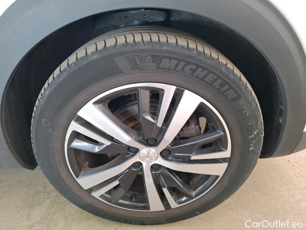  Peugeot  5008  Allure Business 1.2 PureTech 130CV BVA8 E6d #9