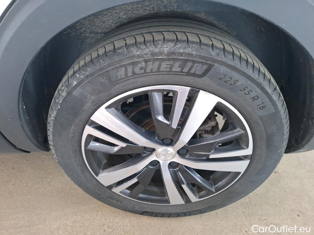  Peugeot  5008  Allure Business 1.2 PureTech 130CV BVA8 E6d #54