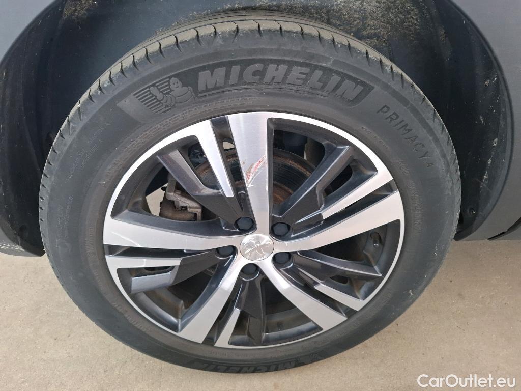  Peugeot  5008  Allure Business 1.2 PureTech 130CV BVA8 E6d #20