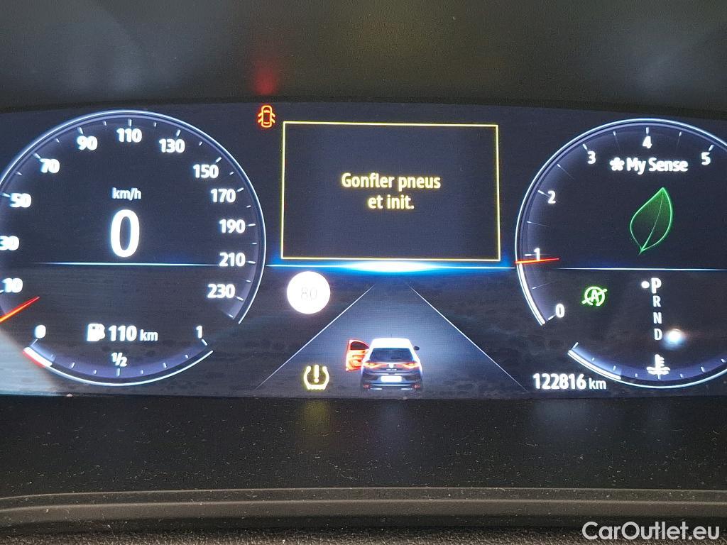  Renault  Megane RENAULT Mégane Berline / 2020 / 5P / Berline techno TCe 140 EDC #27