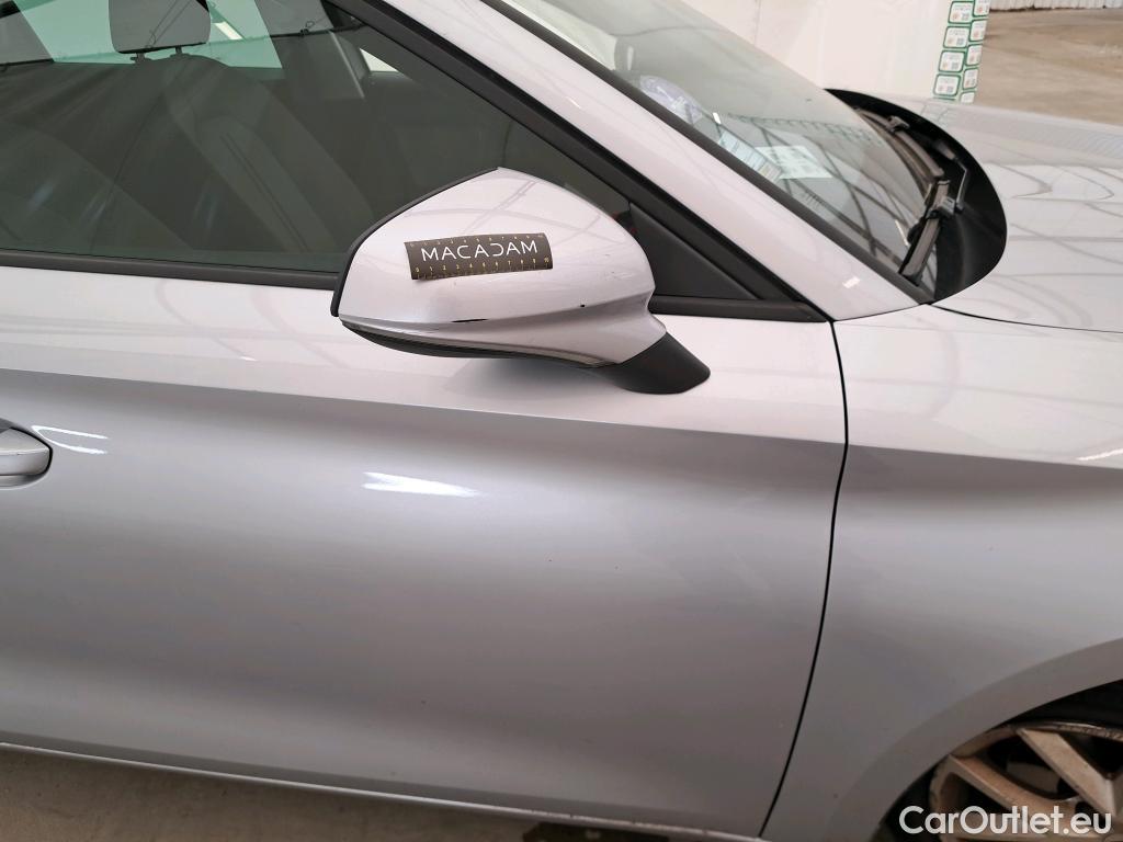  Seat  Leon SEAT  Sportstourer / 2020 / 5P / Break 1.0 eTSI 110 DSG S&S Style Business #63