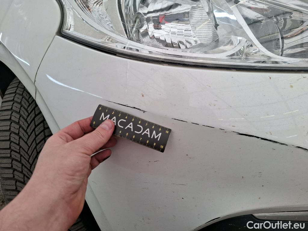  Peugeot  208  Affaire Premium Pack 1.2 80CV BVM5 E6dT #4