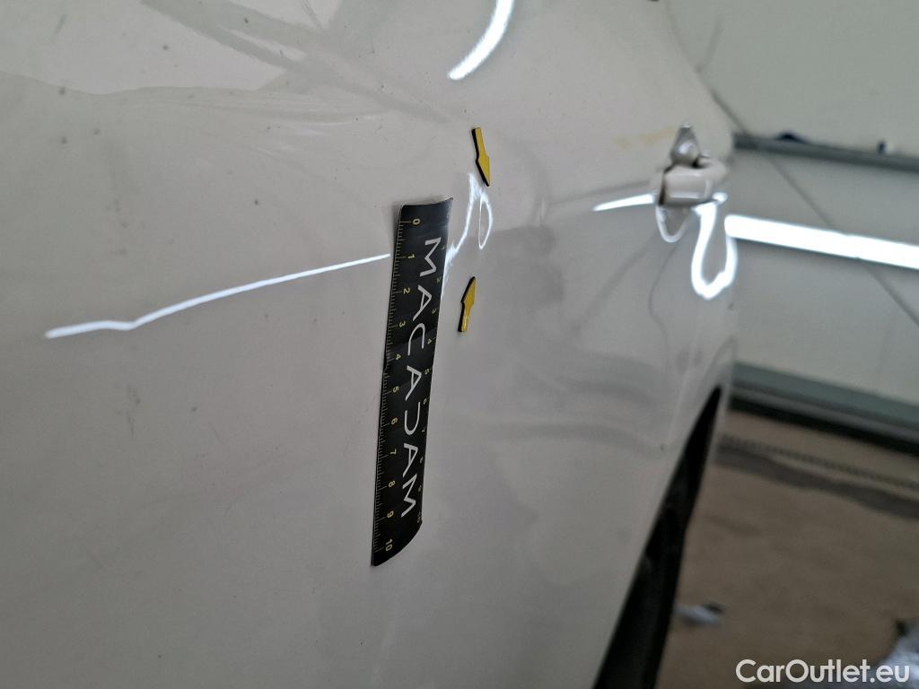  Peugeot  208  Affaire Premium Pack 1.2 80CV BVM5 E6dT #30
