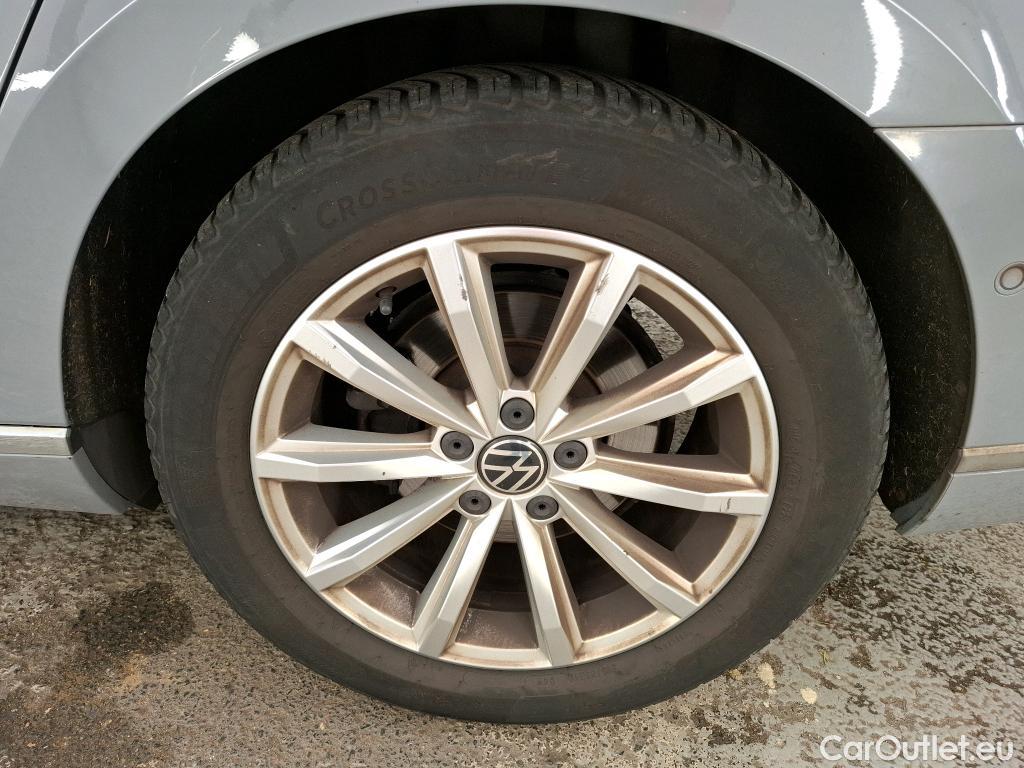  Volkswagen  Passat VOLKSWAGEN  SW / 2019 / 5P / Break 2.0 TDI 150 SCR DSG7 SW LOUNGE #69