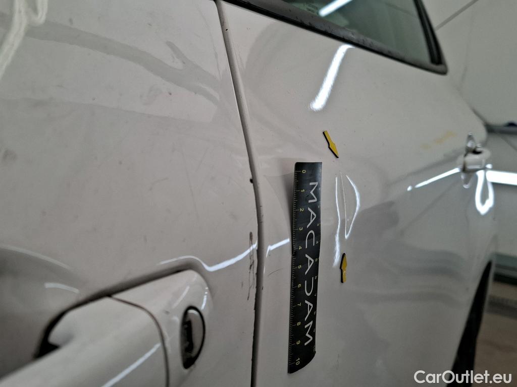  Peugeot  208  Affaire Premium Pack 1.2 80CV BVM5 E6dT #27