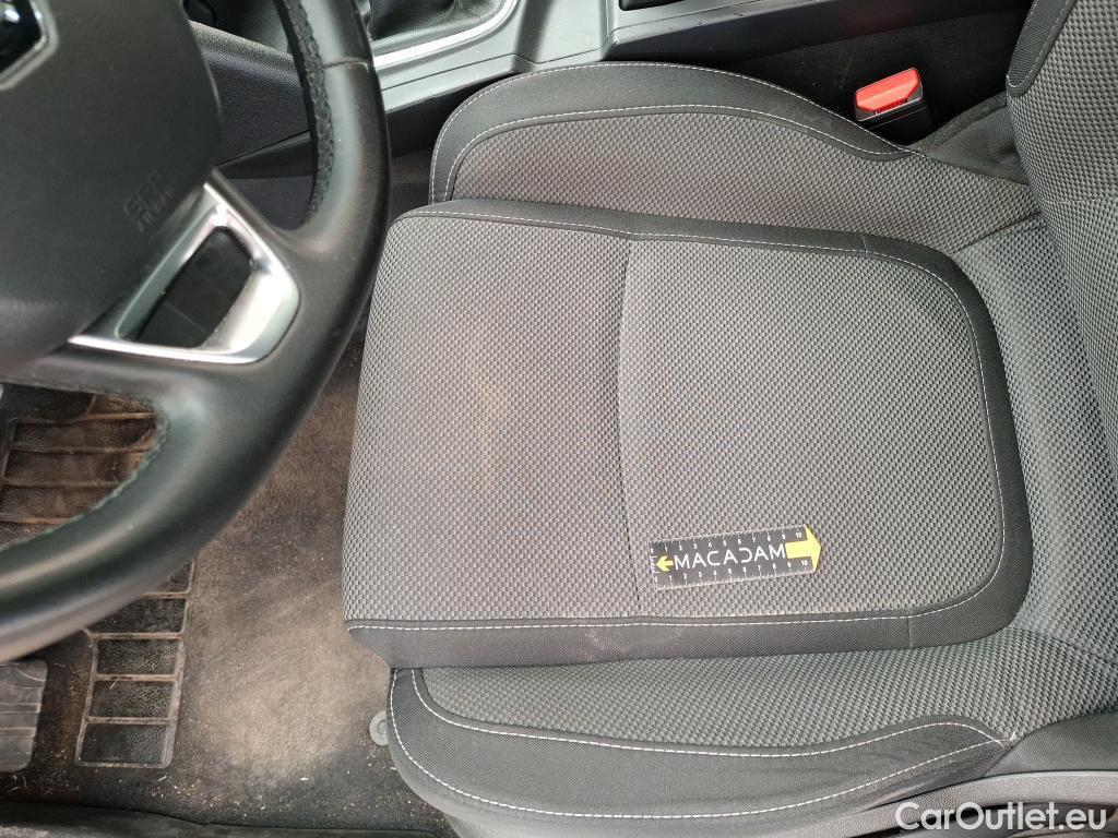  Renault  Megane Mégane Berline / 2020 / 5P / Berline evolution TCe 140 / TRANSFO VP/VF #38