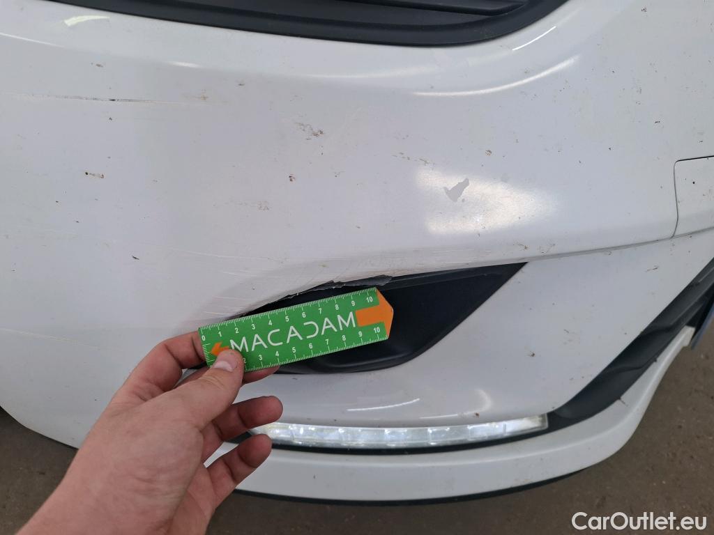  Renault  Clio  IV Air 1.5 dCi 90CV BVM5 E6 #4