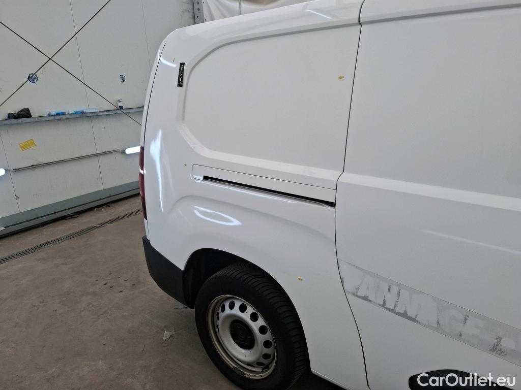  Citroen  Berlingo  Fourgon Club XL 950 1.5 BlueHDi 100CV BVM5 E6dT #7