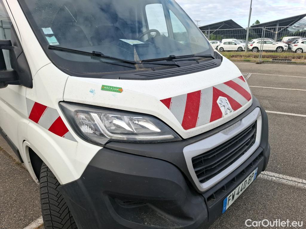  Peugeot  Boxer  Fourgon Surélevé 333 L2H2 Premium BlueHDi 140 Stop&Start 140CV BVM6 #136