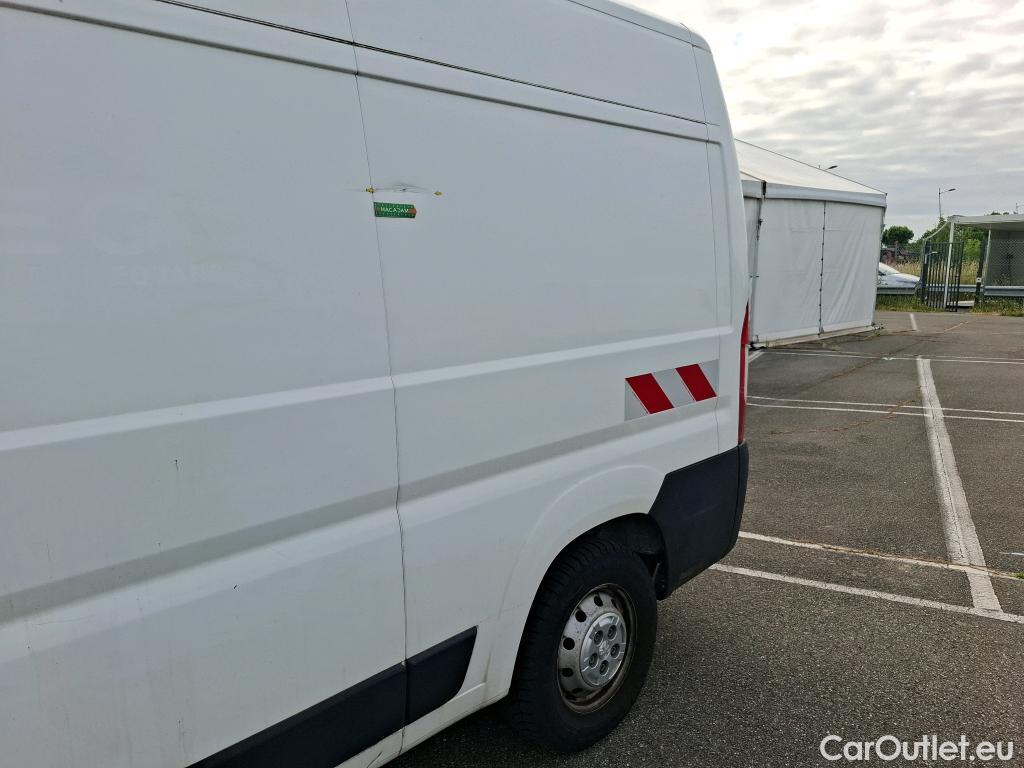  Peugeot  Boxer  Fourgon Surélevé 333 L2H2 Premium BlueHDi 140 Stop&Start 140CV BVM6 #16