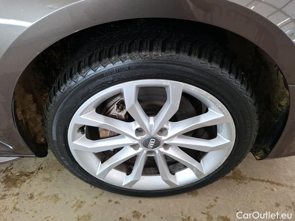  Audi  A4  Berline 40 TDI Design Luxe 2.0 TDI 190CV BVA7 E6 #20