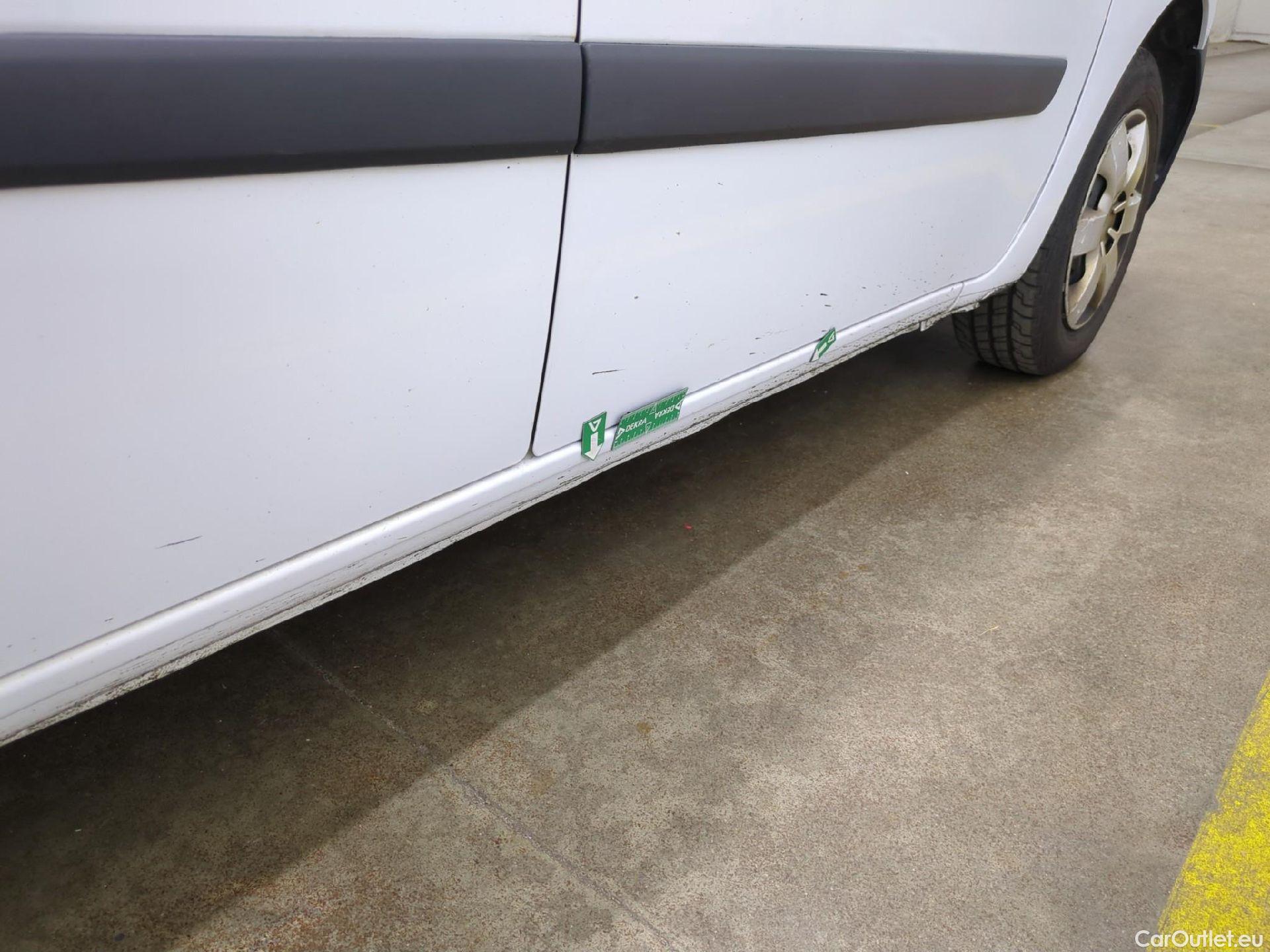 Renault  Kangoo  Express Extra (Série Spéciale) 1.5 #18