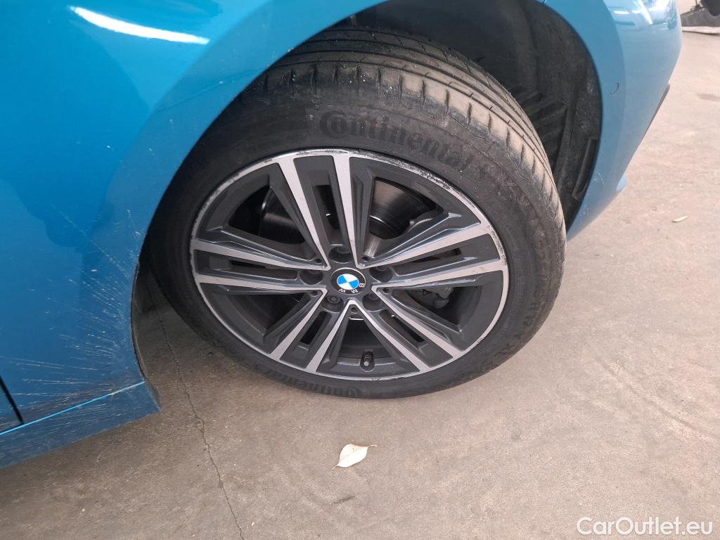  Bmw  Serie 1 BMW Série 1 / 2019 / 5P / Berline 116d Business Design #23
