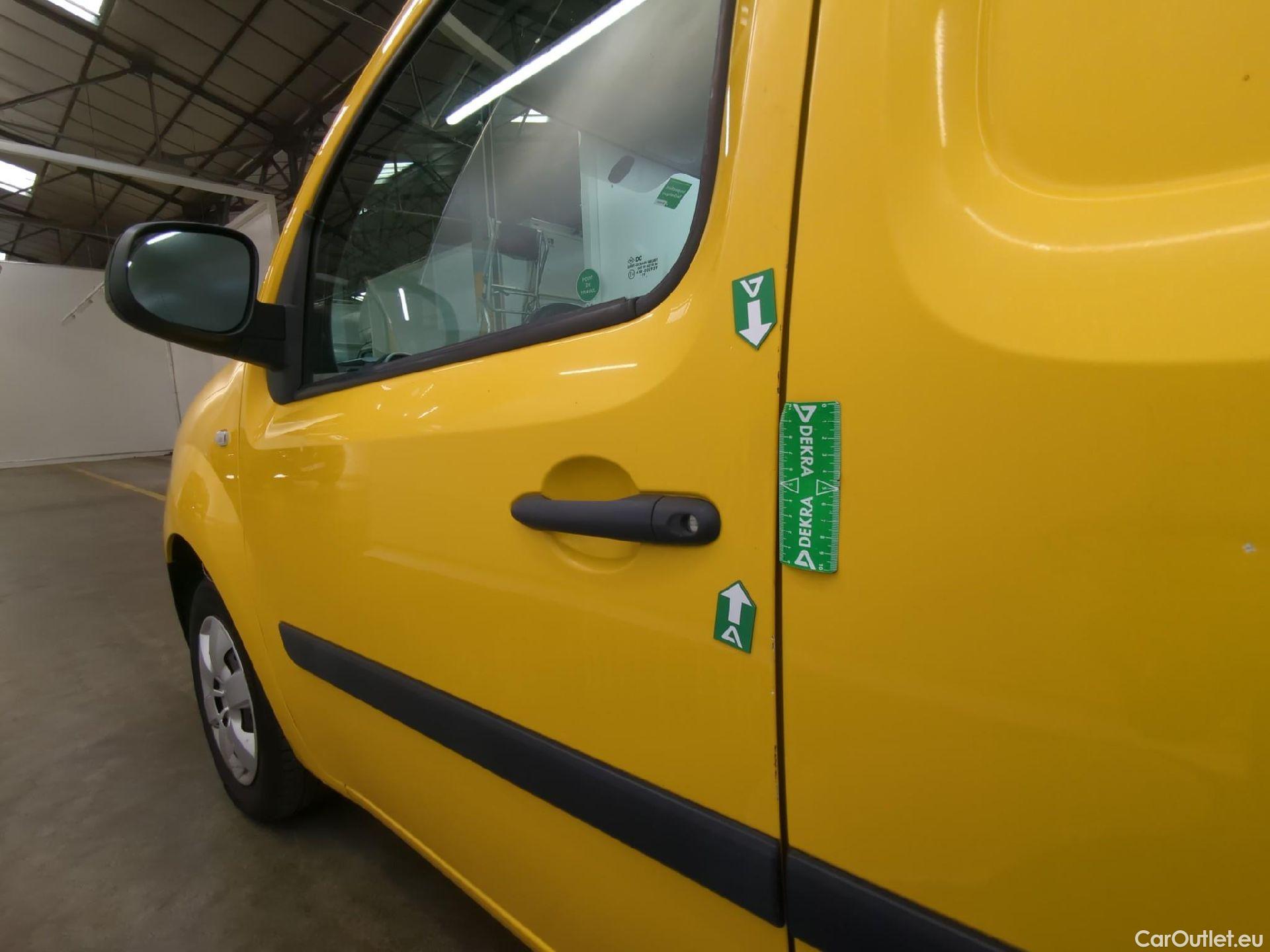  Renault  Kangoo  Express Grand Confort (L1) 1.5 dCi 90CV BVM5 E6 #25