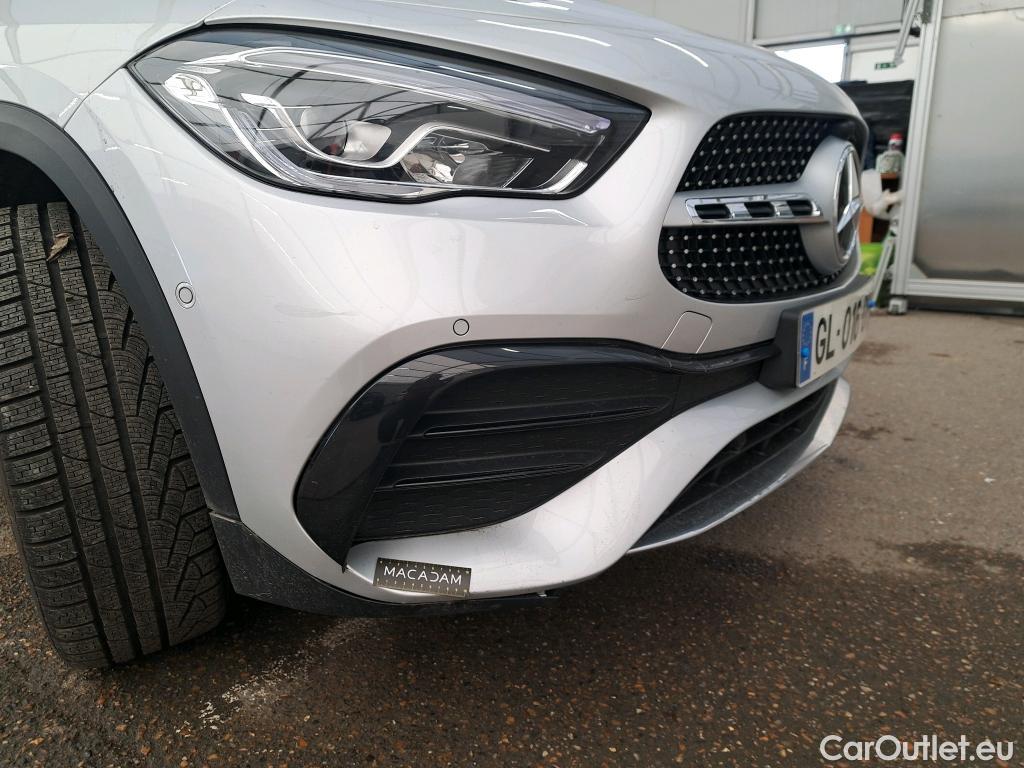  Land Rover  Discovery MERCEDES-BENZ GLA / 2020 / 5P / SUV 1.3 GLA 250 e AMG LINE DCT #1