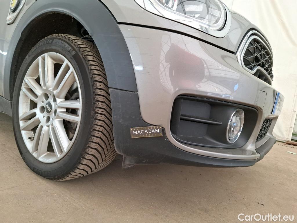  Mini  Countryman MINI  / 2016 / 5P / Crossover Cooper SE ALL4 Busi Design 136+88ch BVA6 #67
