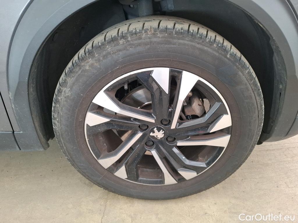  Peugeot  2008  Allure Pack 1.5 HDi 130CV BVA8 E6d #45
