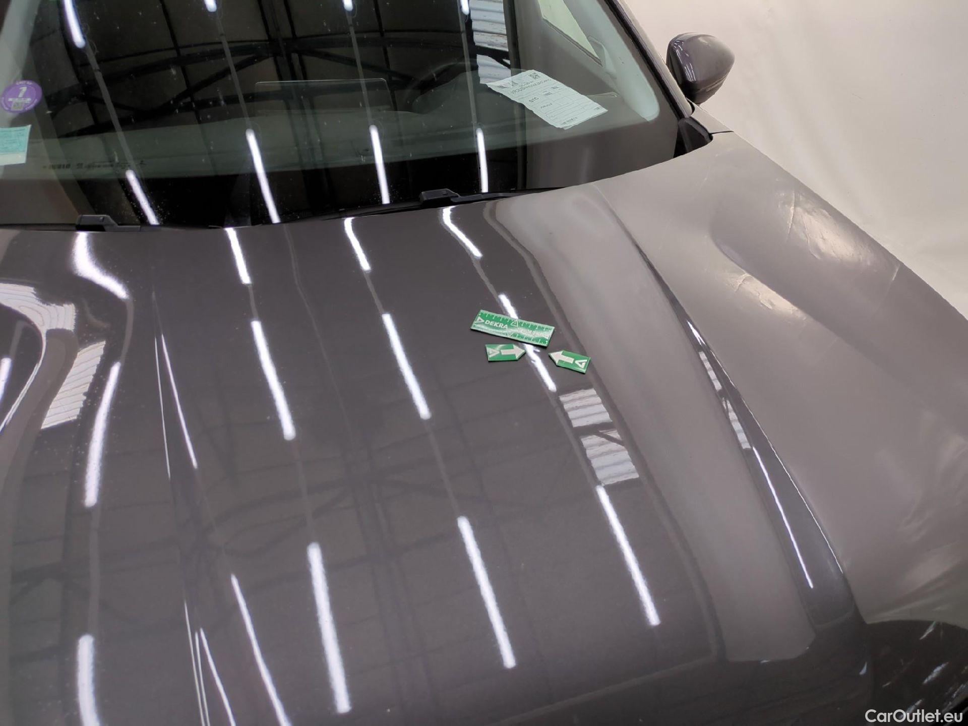  Peugeot  2008 PEUGEOT  / 2019 / 5P / Crossover PureTech 130 S&S EAT8 ACTIVE BUSINESS #18