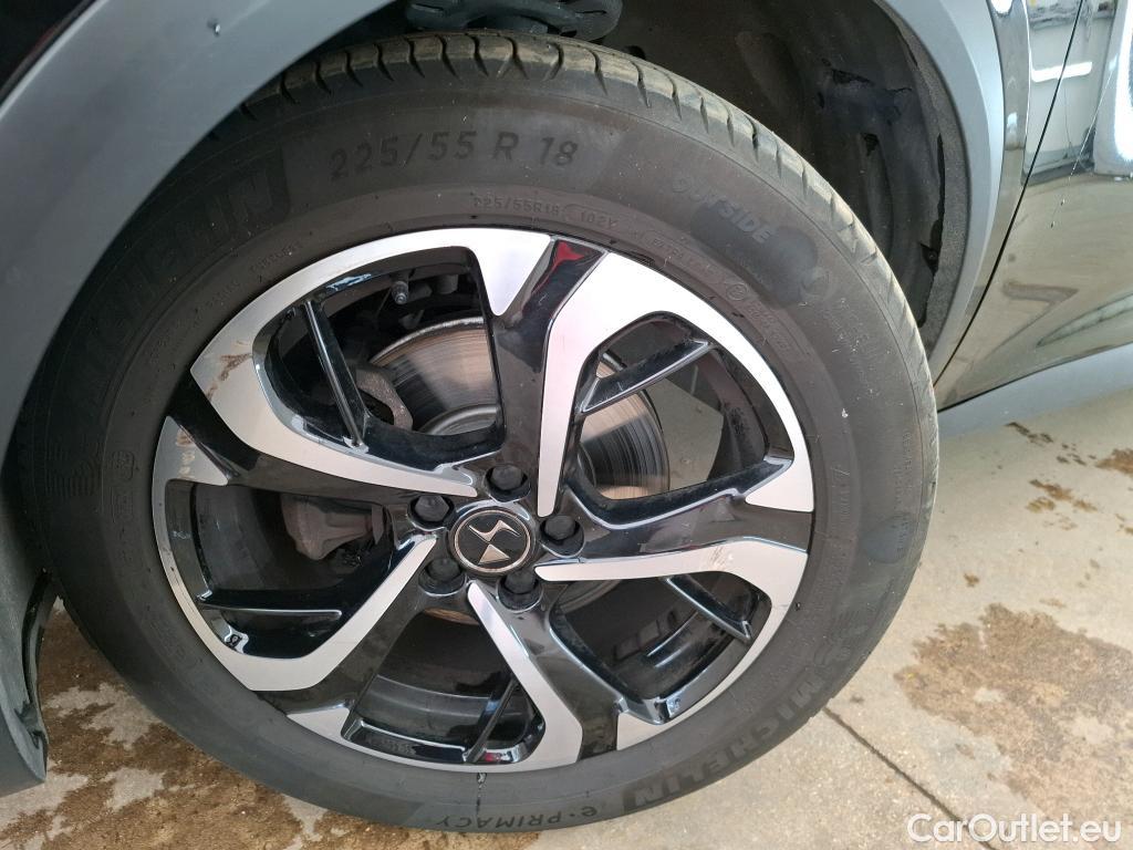  DS  DS7 7 Crossback Business 1.2 PureTech 130CV BVA8 E6d #19