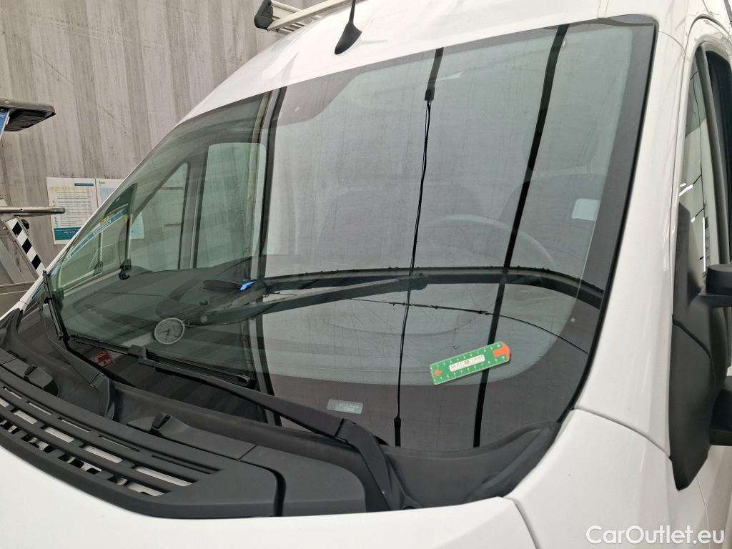  Citroen  Jumper CITROEN  / 2014 / 4P / Fourgon tôlé 35 L2H2 BlueHDi 120 S&S BVM6 Driver #40