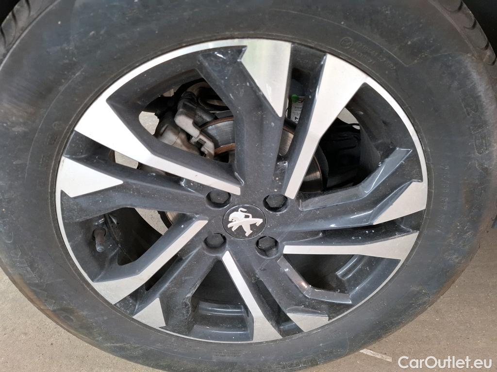  Peugeot  2008  Allure 1.2 PureTech 130CV BVA8 E6d #14