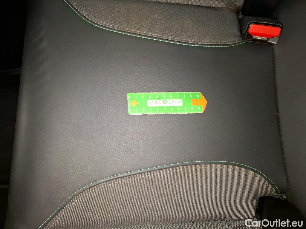  Peugeot  2008  Allure Pack 1.5 HDi 110CV BVM6 E6d #83