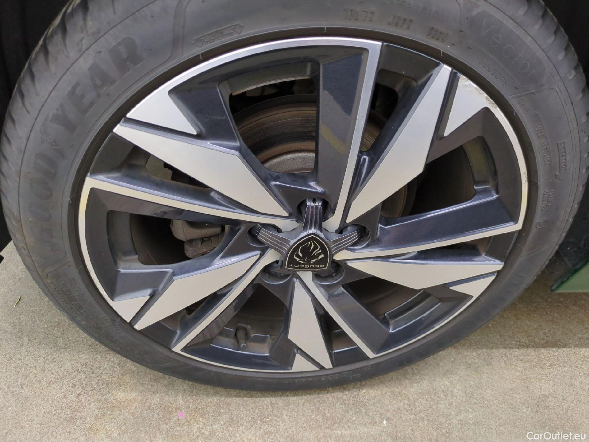  Peugeot  308  Allure 1.2 PureTech 130CV BVA8 E6d #27