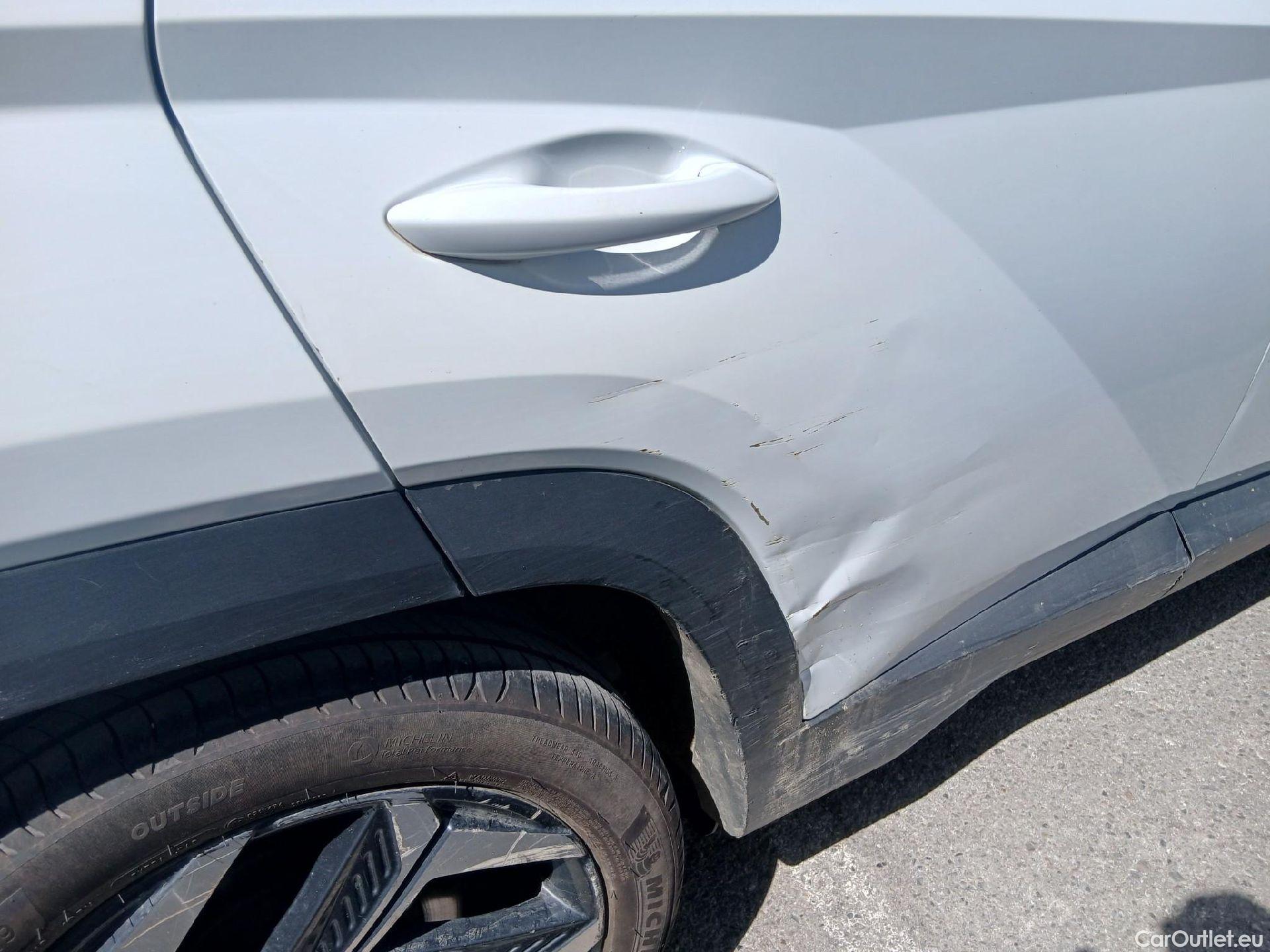  Hyundai  Tucson HYUNDAI  / 2020 / 5P / todoterreno 1.6 TGDI PHEV 195kW Maxx Auto 4X4 #57