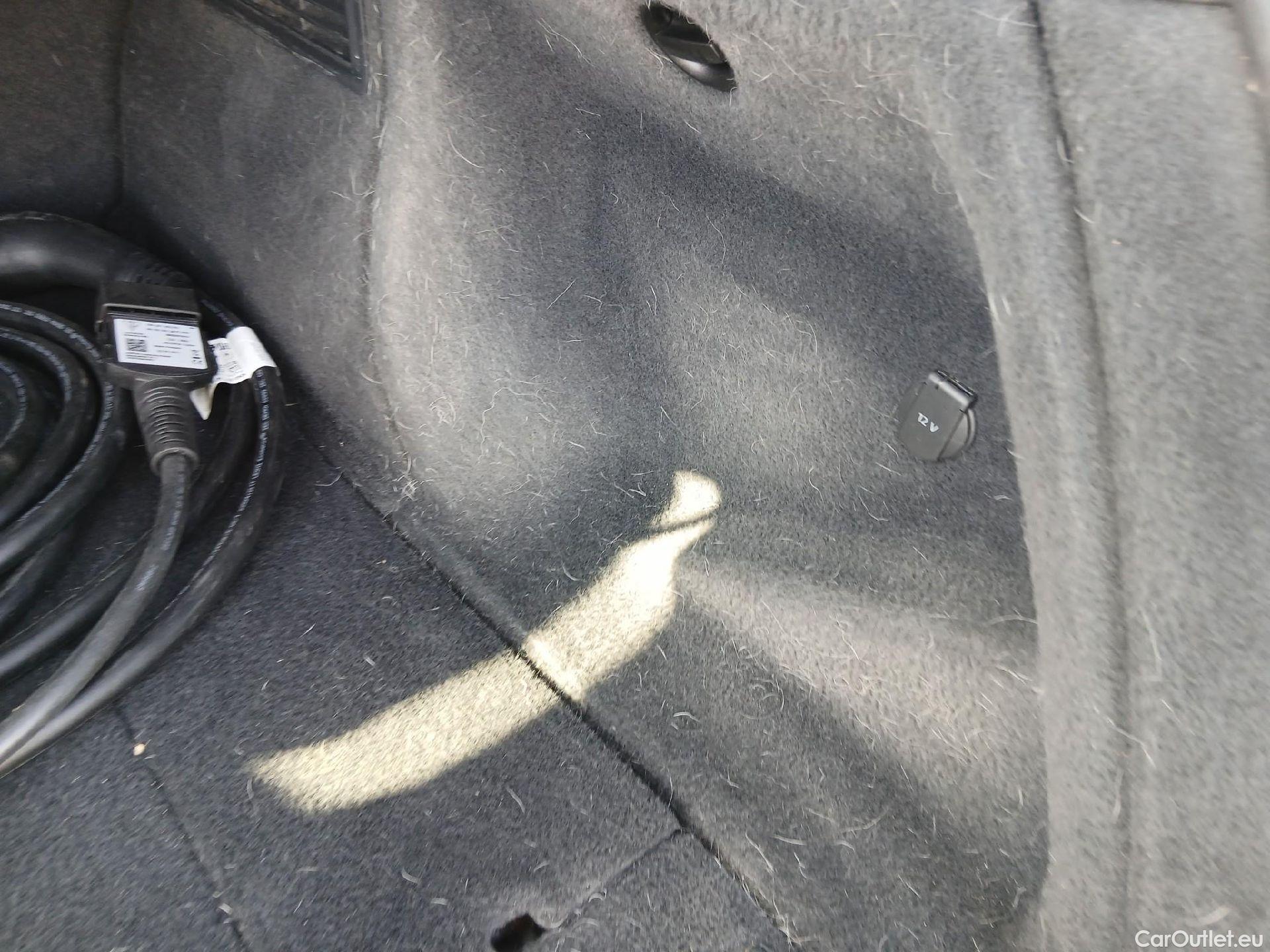  Audi  Q5 AUDI  / 2020 / 5P / todoterreno Advanced 50 TFSI e quattro-ultra #30