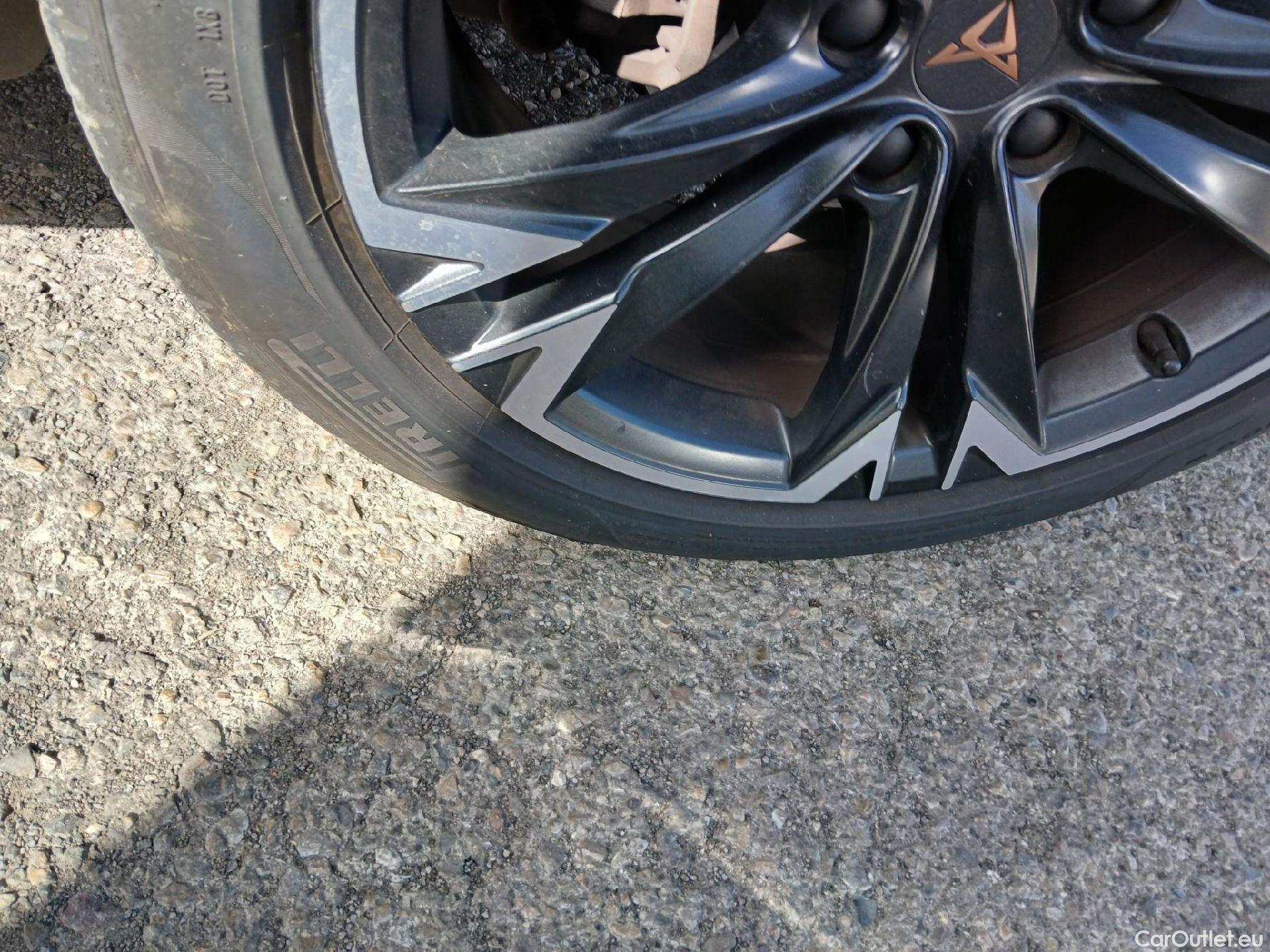  Cupra  Formentor CUPRA  / 2020 / 5P / todoterreno 1.5 TSI 110kW (150 CV) DSG #29