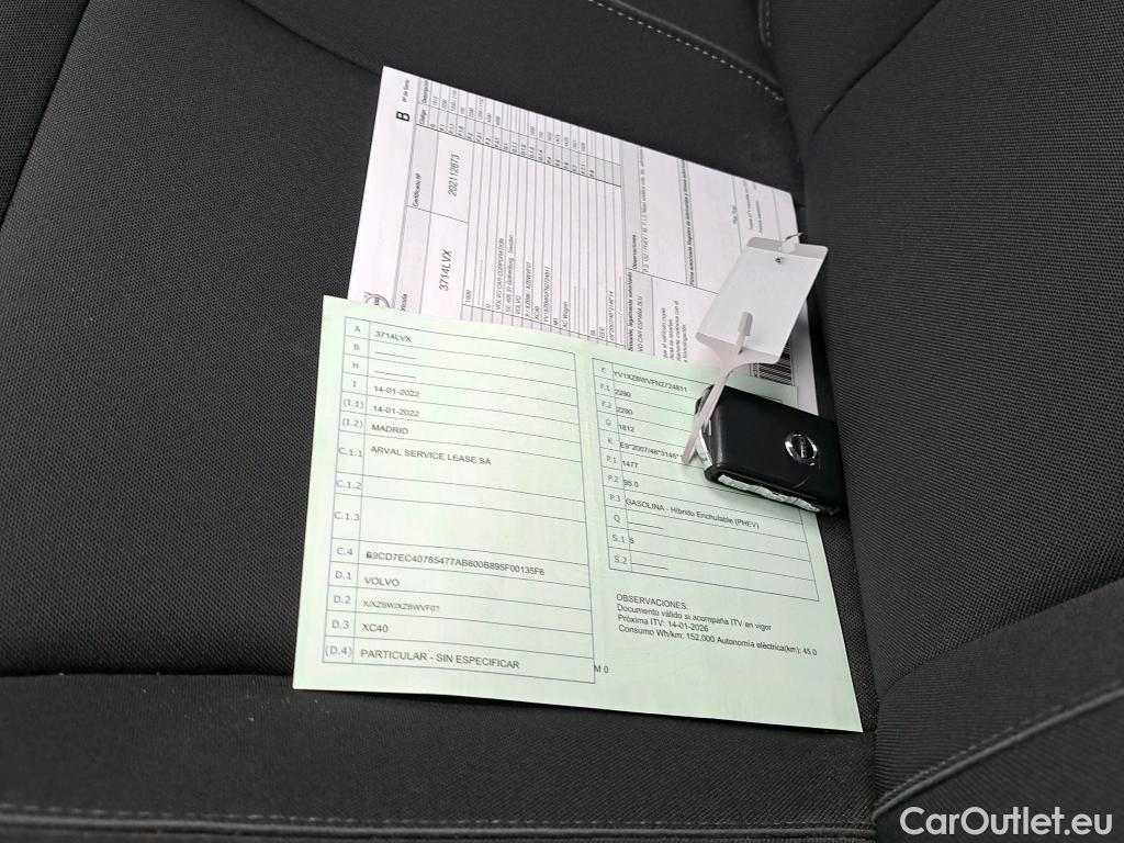  Volvo  XC 40 VOLVO XC40 / 2017 / 5P / todoterreno 1.5 T4 Twin Recharge Inscription Ex Auto #3