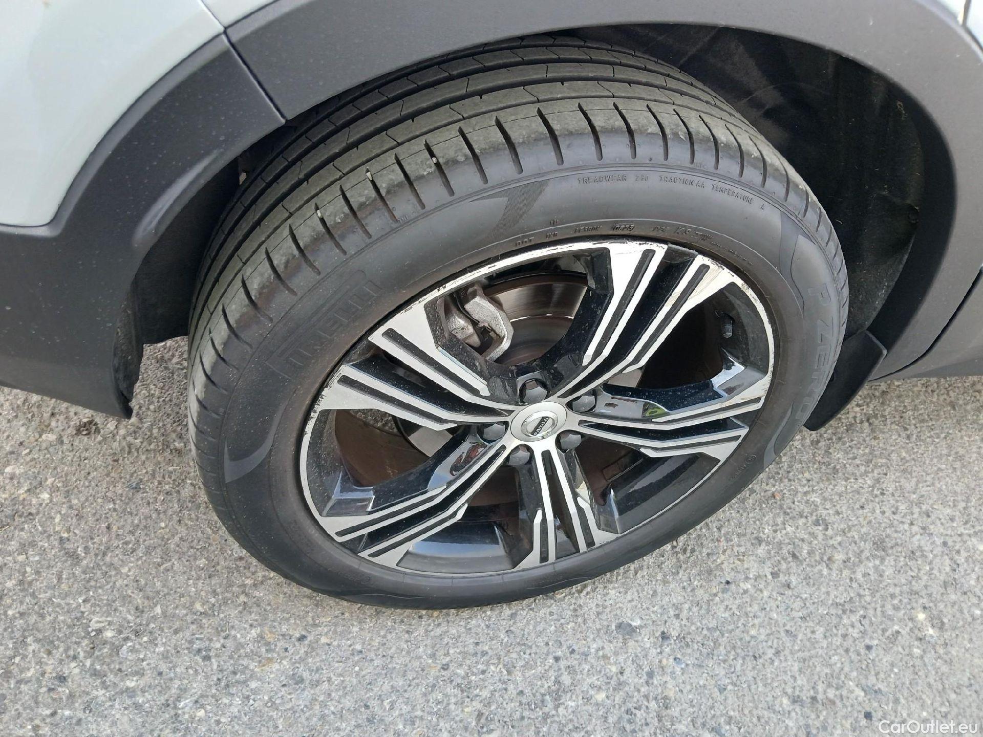  Volvo  XC 40 VOLVO XC40 / 2017 / 5P / todoterreno 1.5 T4 Twin Recharge Inscription Auto #15