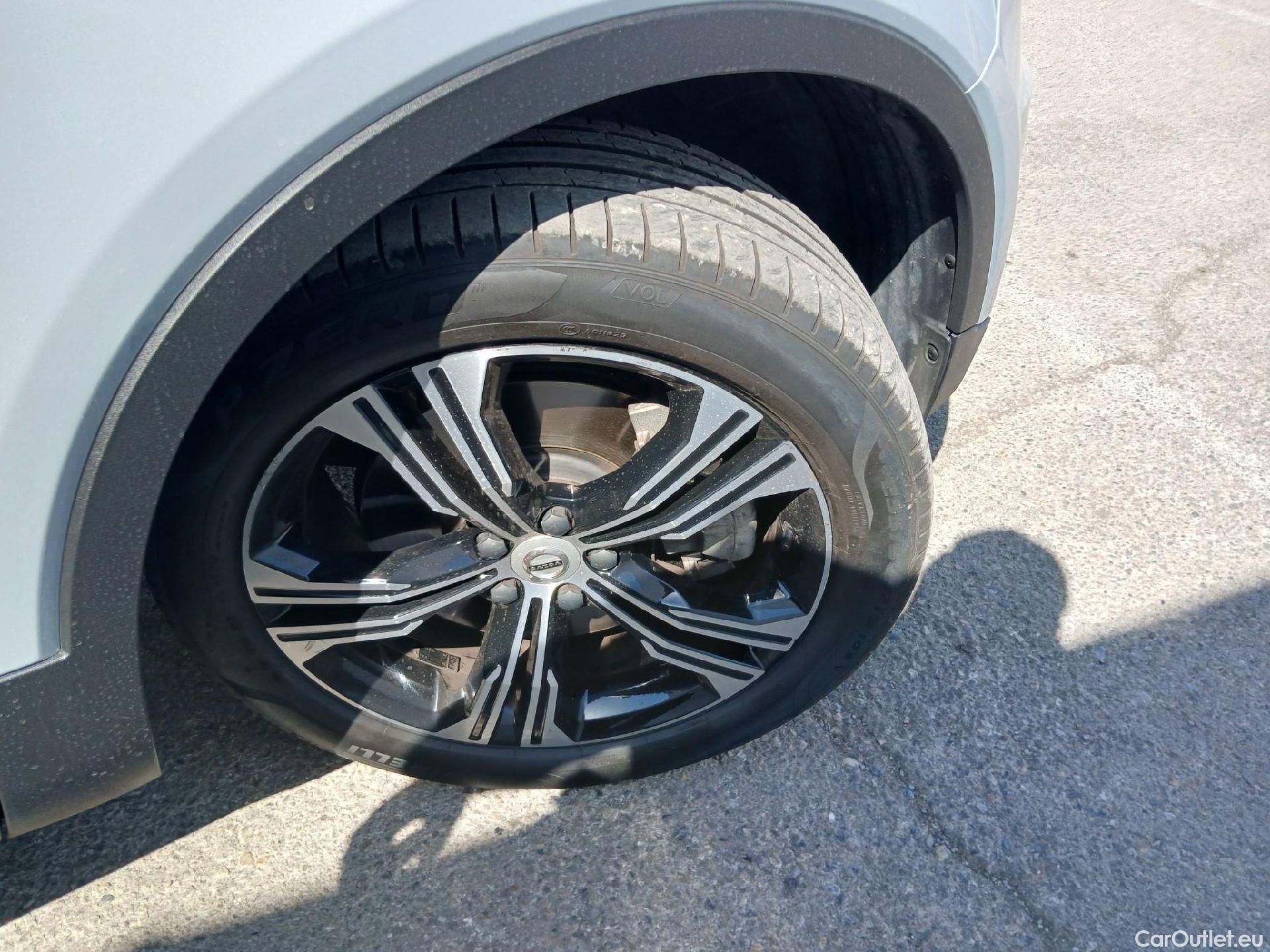  Volvo  XC 40 VOLVO XC40 / 2017 / 5P / todoterreno 1.5 T4 Twin Recharge Inscription Auto #17