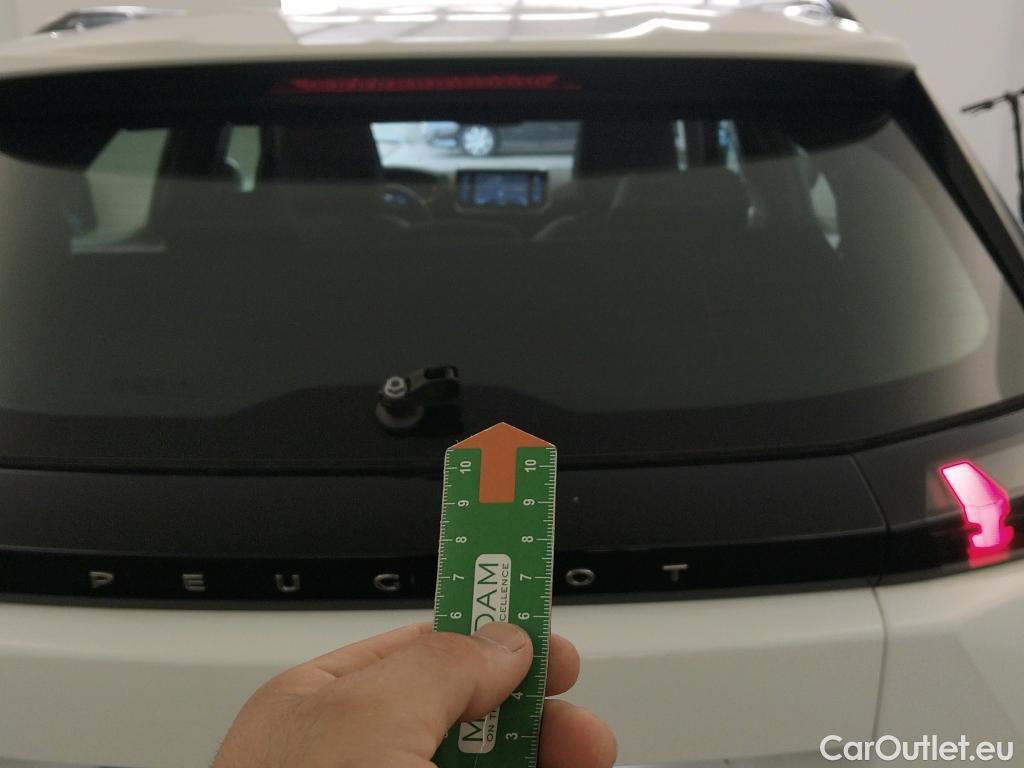  Peugeot  2008 PEUGEOT  / 2019 / 5P / todoterreno Allure BlueHDI 100 S&S BVM6 (AC) #22