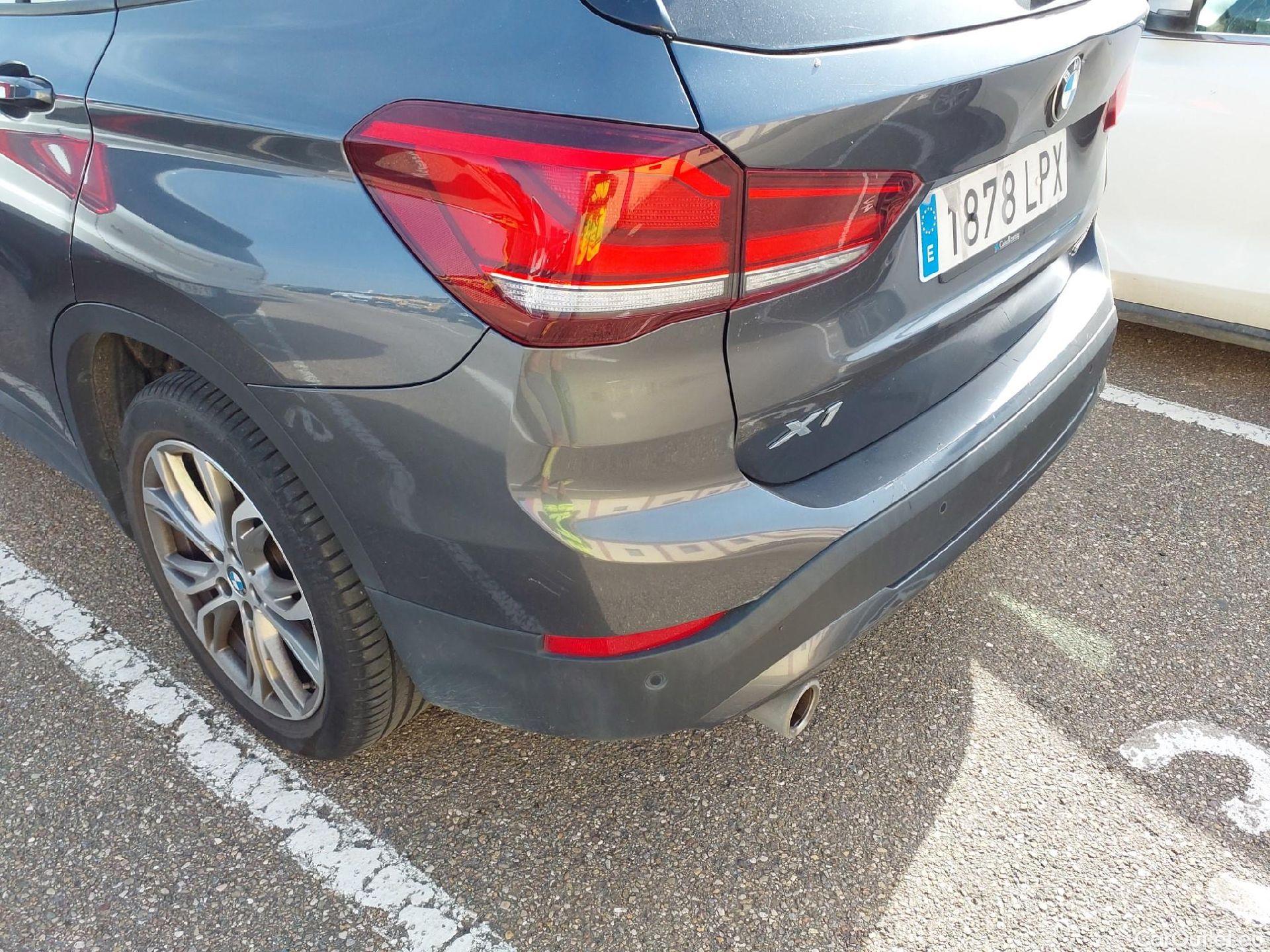  Bmw  X1 BMW  sDrive18iA #10