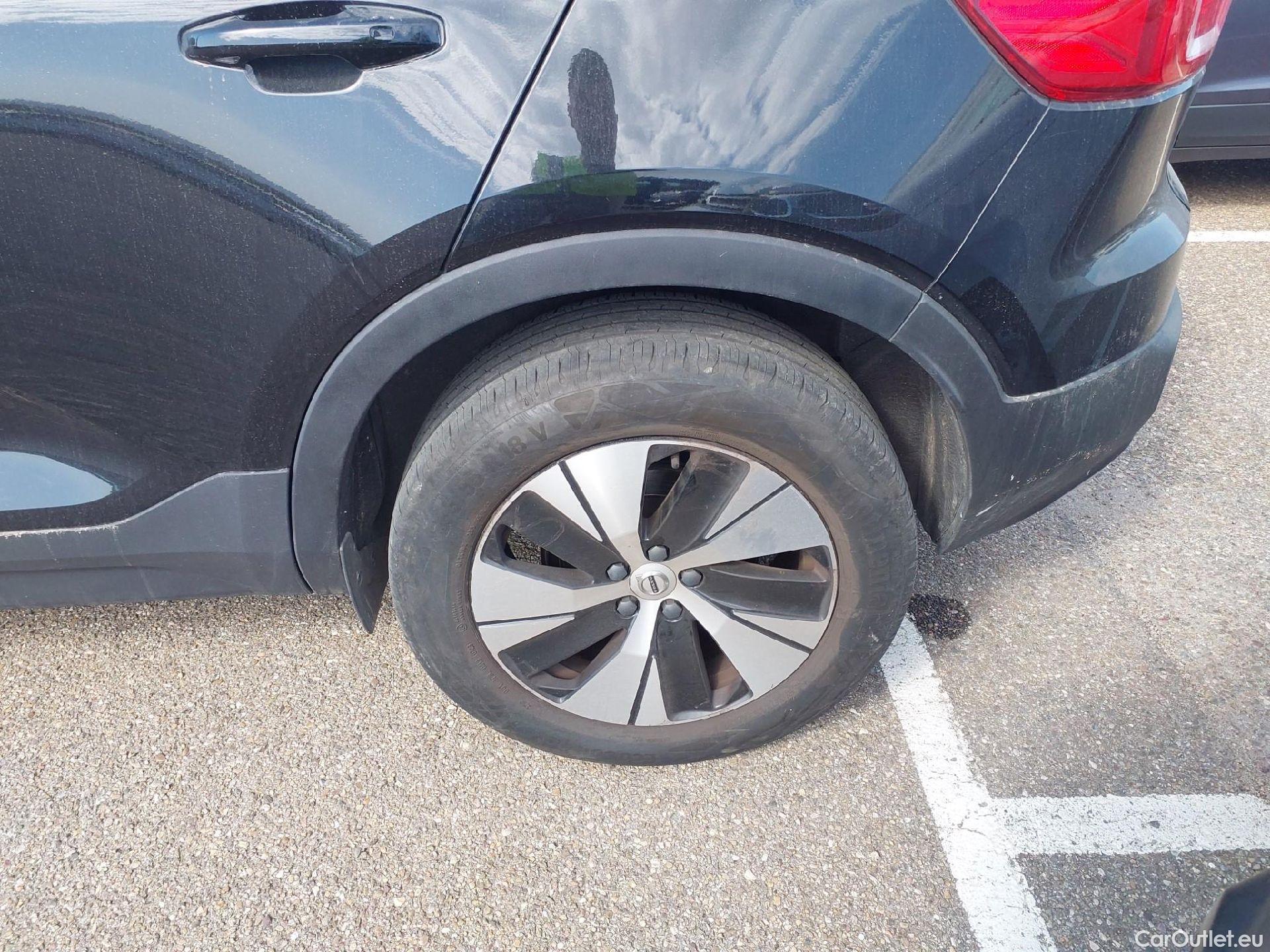  Volvo  XC 40 VOLVO XC40 / 2017 / 5P / todoterreno 2.0 B3 G Momentum Pro Auto #7