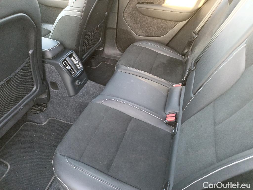 Volvo  XC 40 VOLVO XC40 / 2017 / 5P / todoterreno 1.5 T5 Twin Recharge R-Design Auto #21