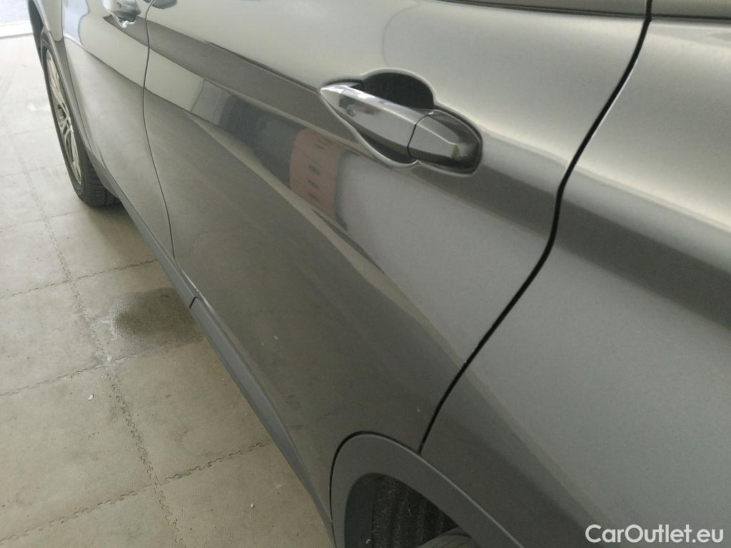  Bmw  X1 BMW  sDrive18iA #14