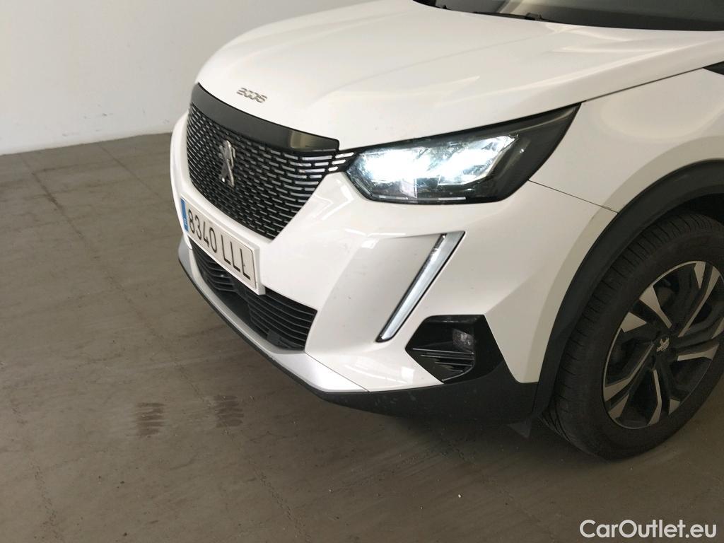  Peugeot  2008 PEUGEOT  / 2019 / 5P / todoterreno Allure BlueHDI 100 S&S BVM6 (AC) #14
