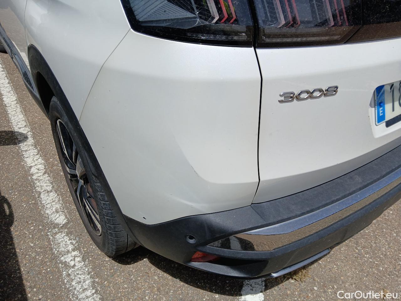  Peugeot  3008 PEUGEOT  / 2020 / 5P / todoterreno 1.5 BlueHDi 96kW S&S GT EAT8 #19
