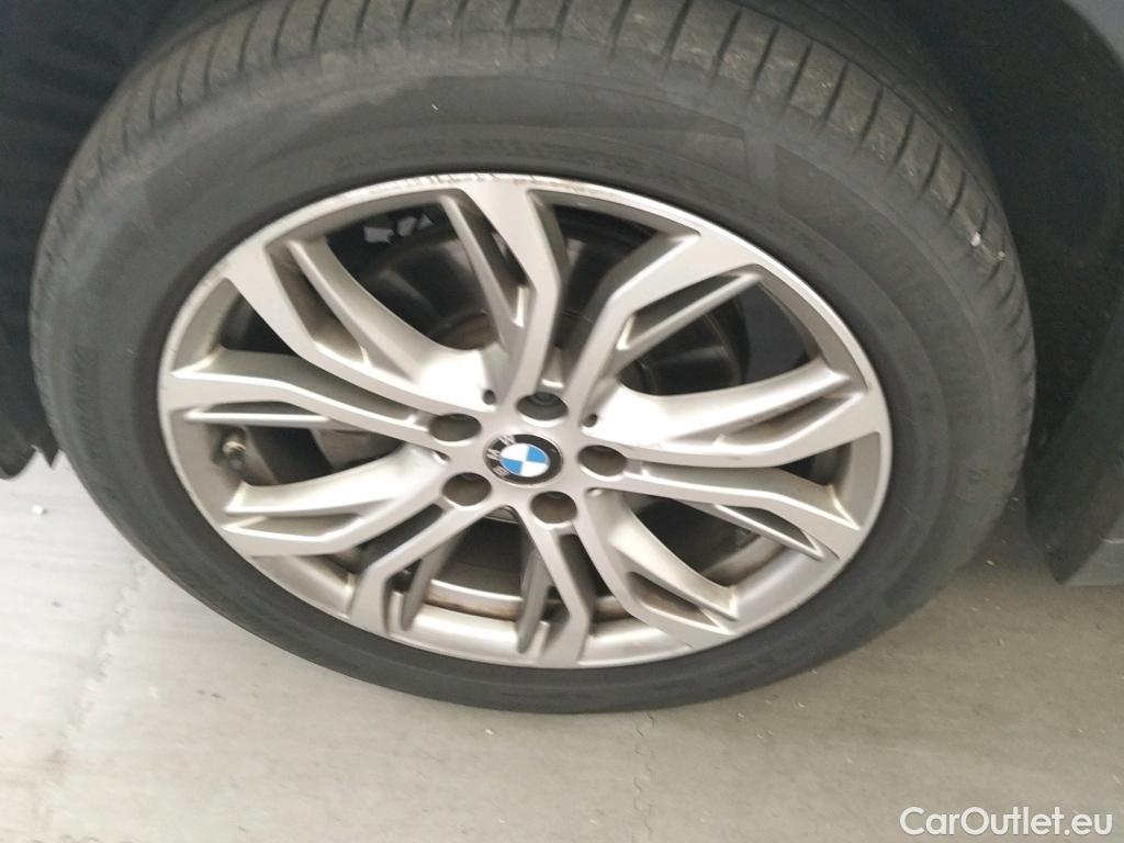  Bmw  X1 BMW  sDrive18iA #1