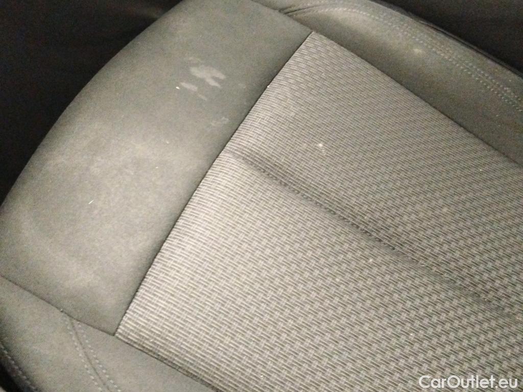  Bmw  X1 BMW  sDrive18iA #6