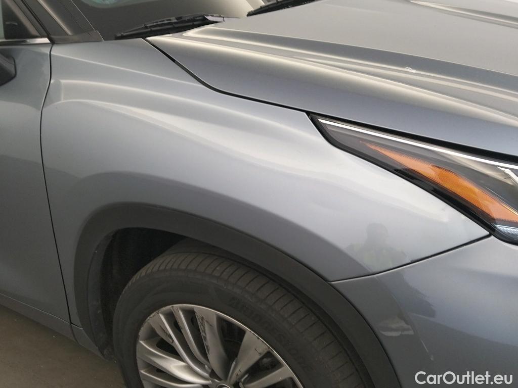  Toyota  Highlander TOYOTA  / 2021 / 5P / todoterreno 2.5 Advance P. Met. Techo Panorámico #1